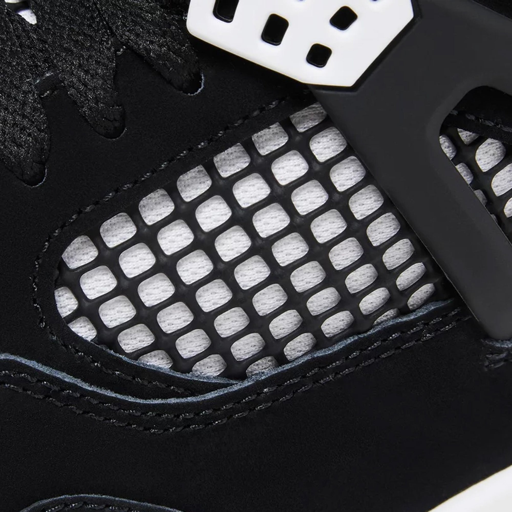 J4 Retro White and Black 2024